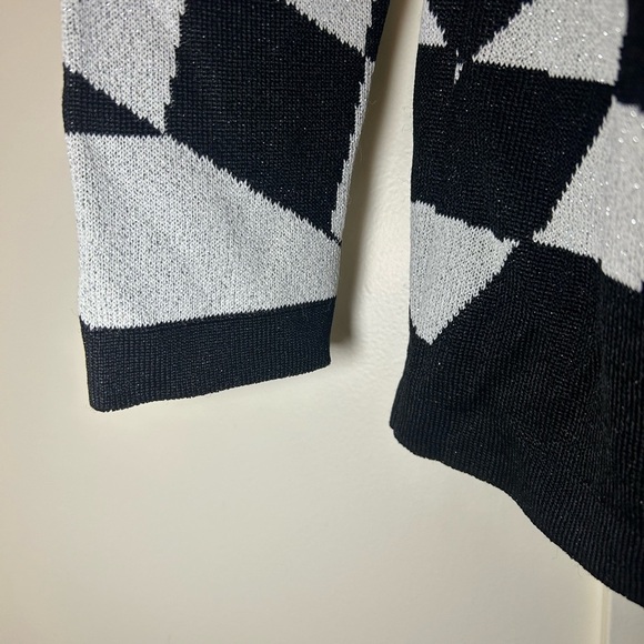 Vintage metallic thread abstract sweater - Picture 5 of 6